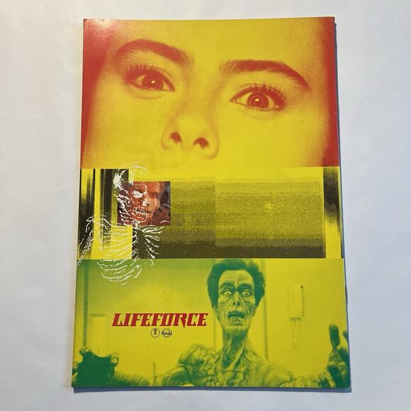 Lifeforce 1985 Tobe Hooper Japanese Movie Brochure Pamphlet Horror Sci Fi - Picture 2 of 9